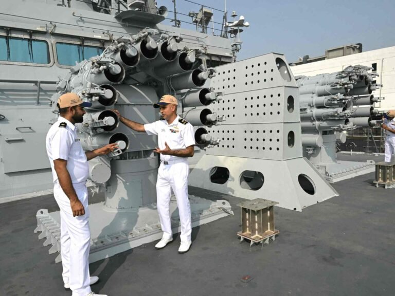 1744755689 الهند ودول أفريقية تجري أول مناورات بحرية لتعزيز التعاون الإقليمي.jpg